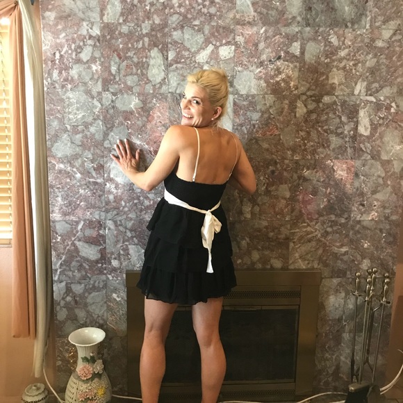 Black & white - Picture 5 of 8